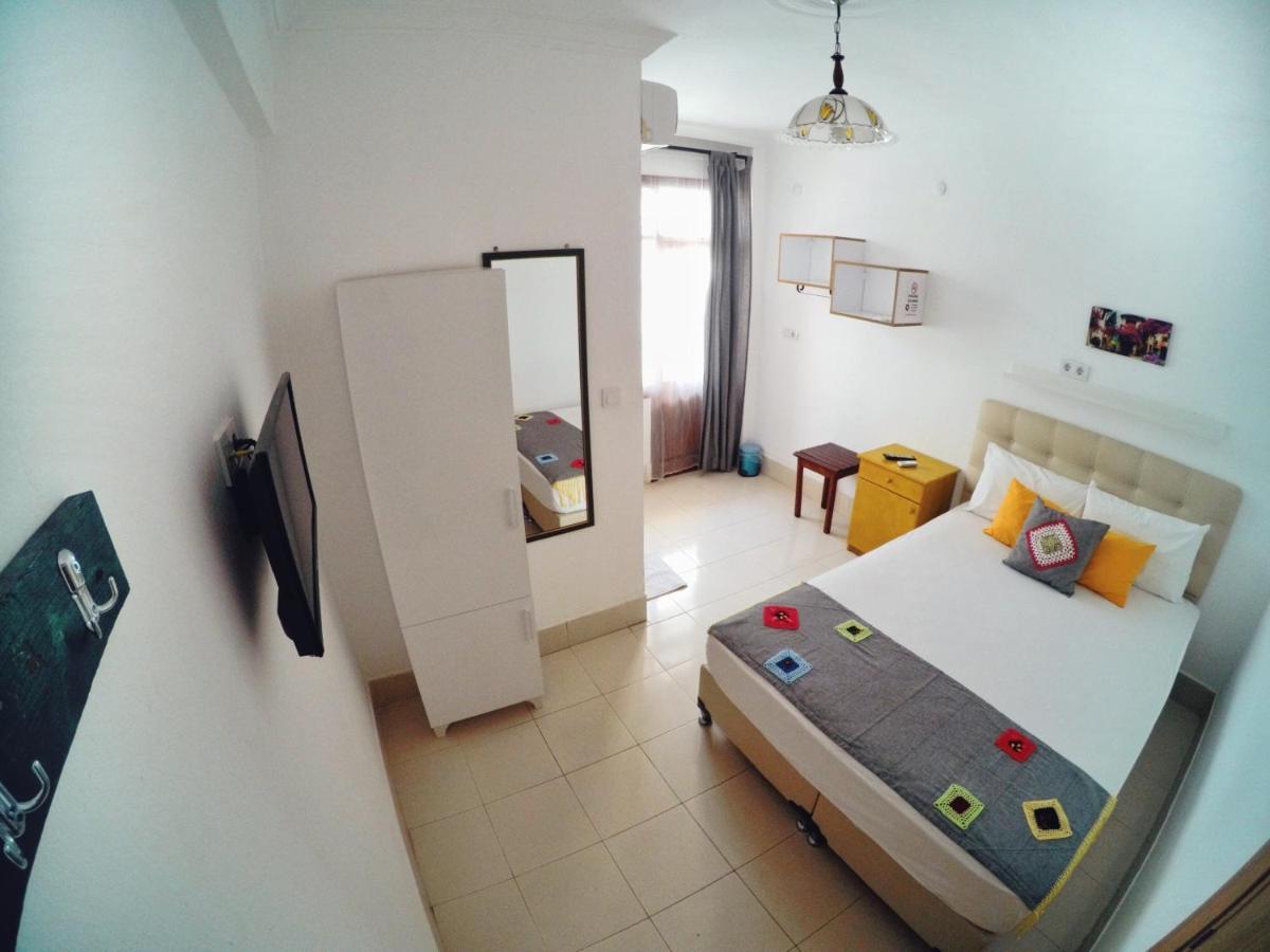 Miss Hotel Karya Oren  ภายนอก รูปภาพ